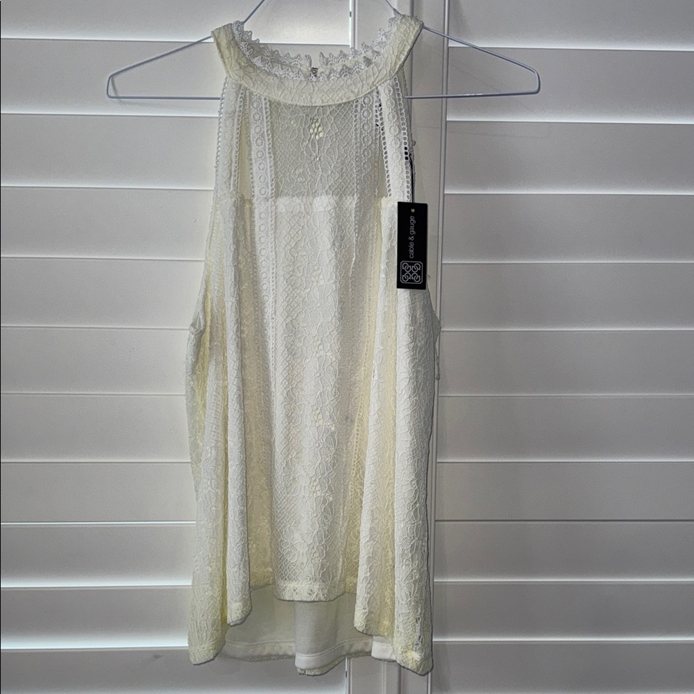 Cable & Gauge Elegant Lace Sleeveless Top - Cream-XL